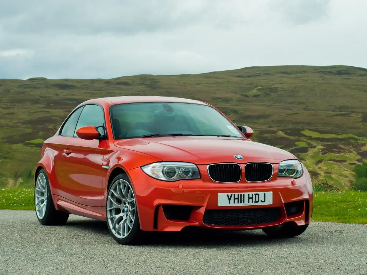 BMW 1 Serisi 1 Serisi 120d Standart 6