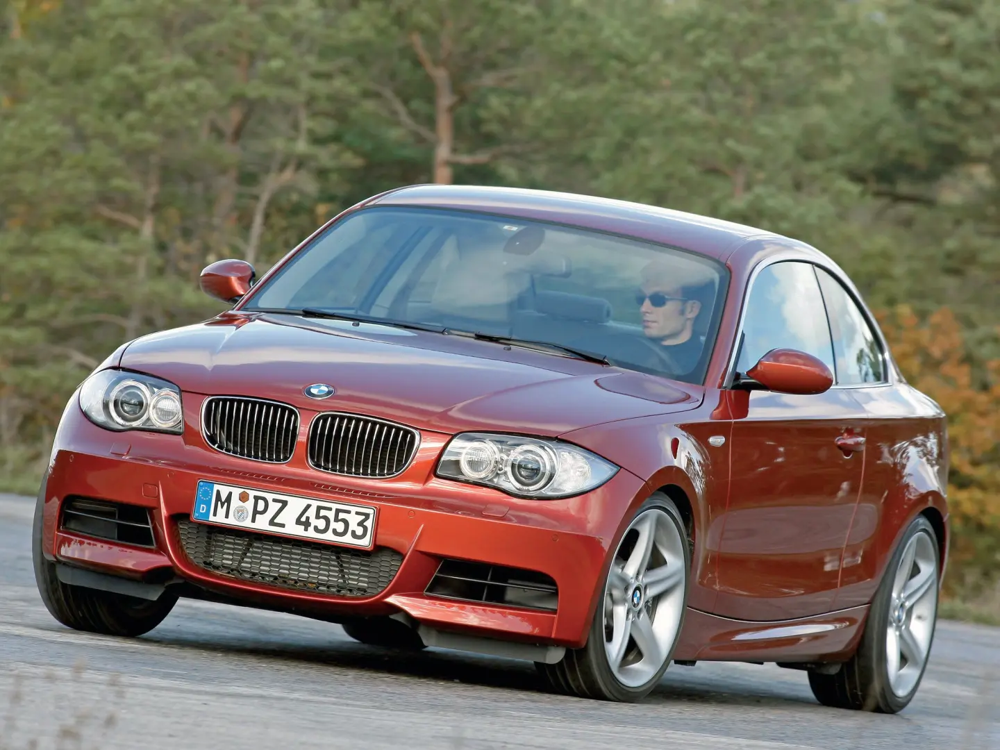 BMW 1 Serisi 1 Serisi 123d Standart 6