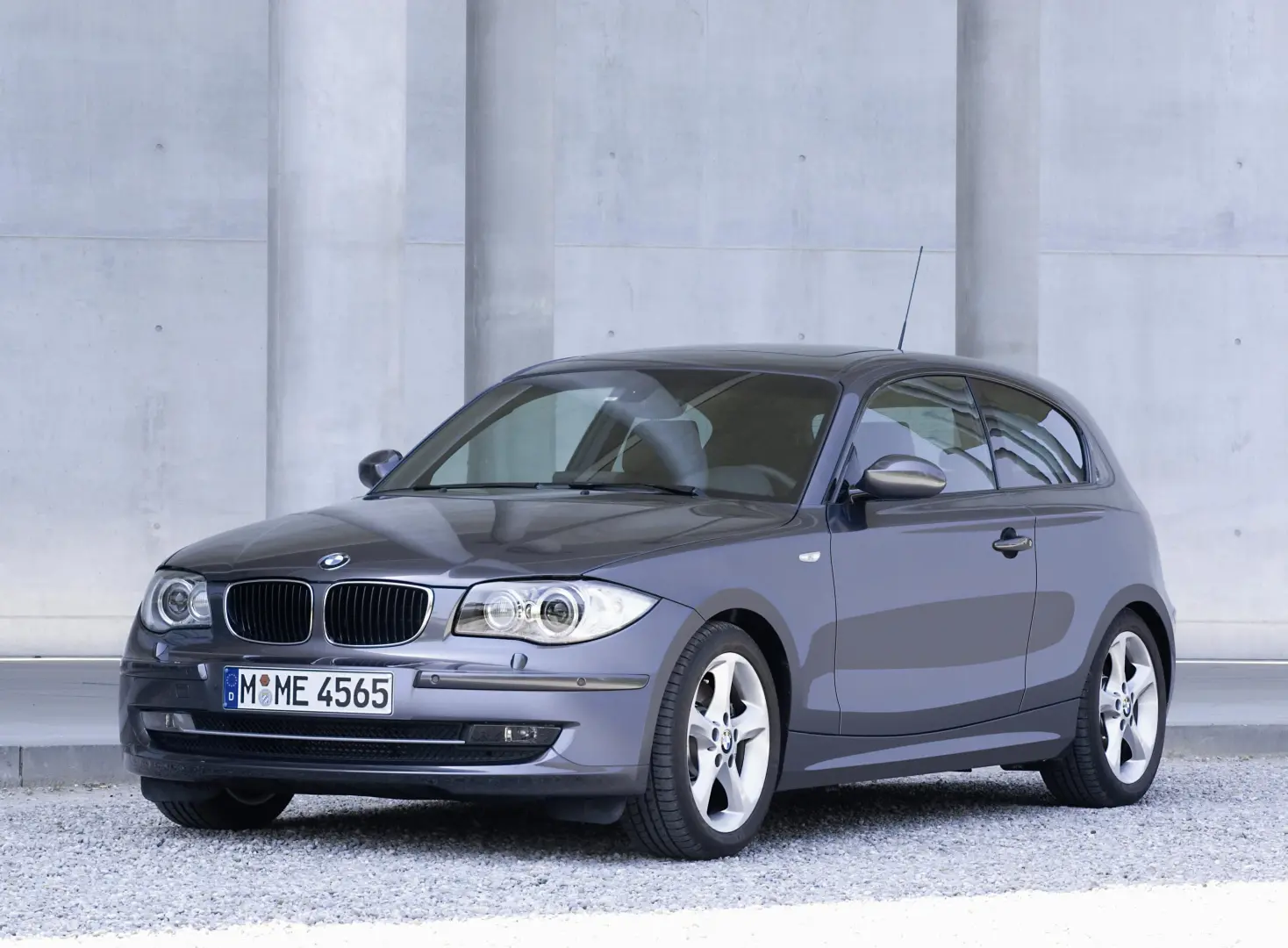 BMW 1 Serisi 1 Serisi 130i Standart 6