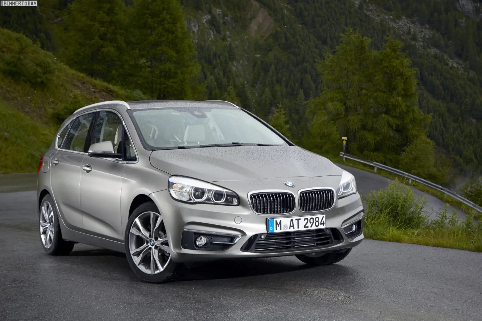 BMW 2 Serisi 2 Serisi Active Tourer 216d Luxury Line 4