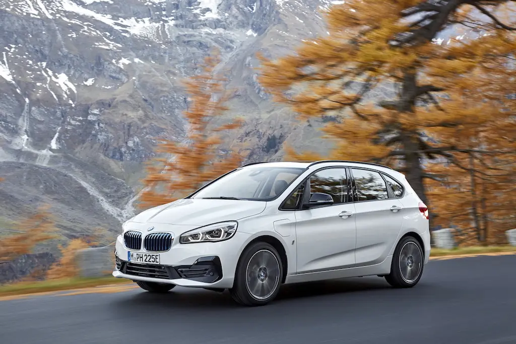 BMW 2 Serisi 2 Serisi Active Tourer 216d Luxury Line 6