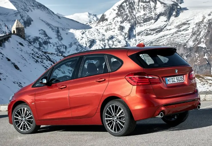 BMW 2 Serisi 2 Serisi Active Tourer 216d Luxury Line 3