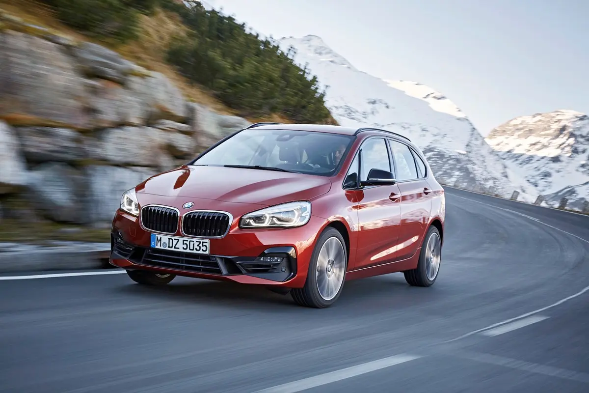 BMW 2 Serisi 2 Serisi Active Tourer 216d Luxury Line 3