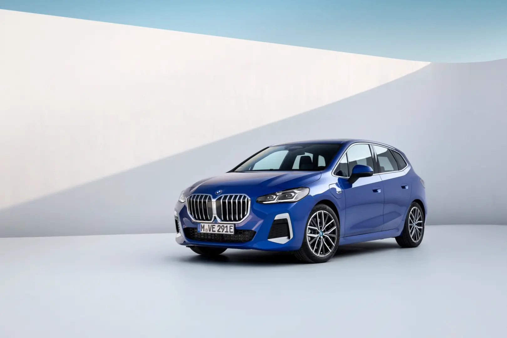 BMW 2 Serisi 2 Serisi Active Tourer 220i Luxury Line 0