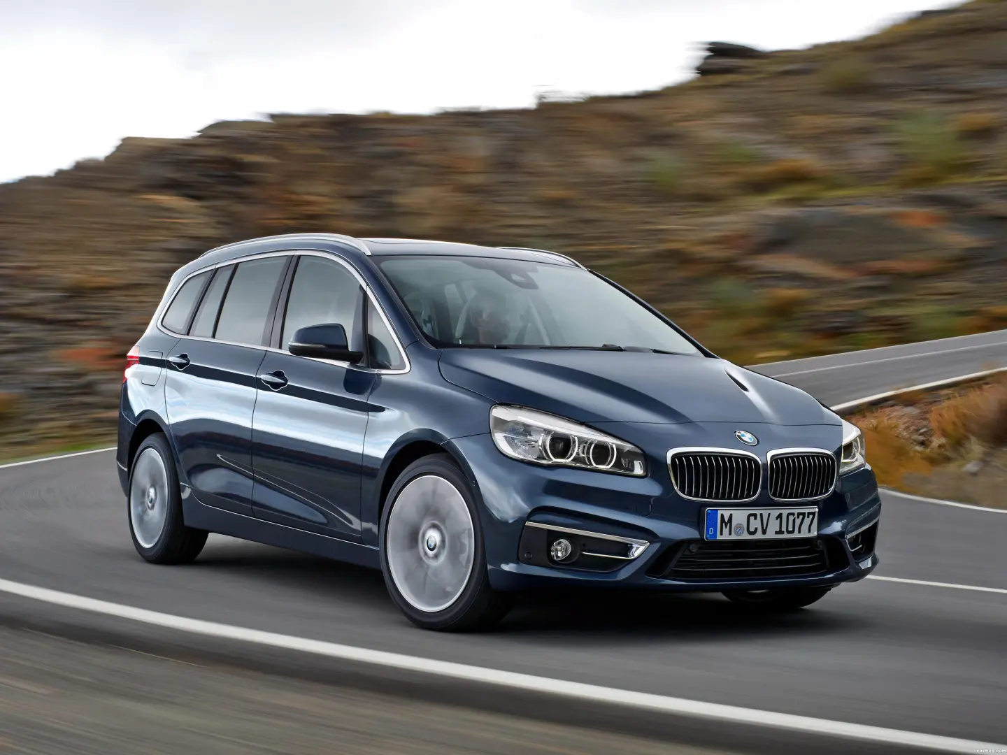 BMW 2 Serisi 2 Serisi Gran Tourer 216d Luxury Line 5