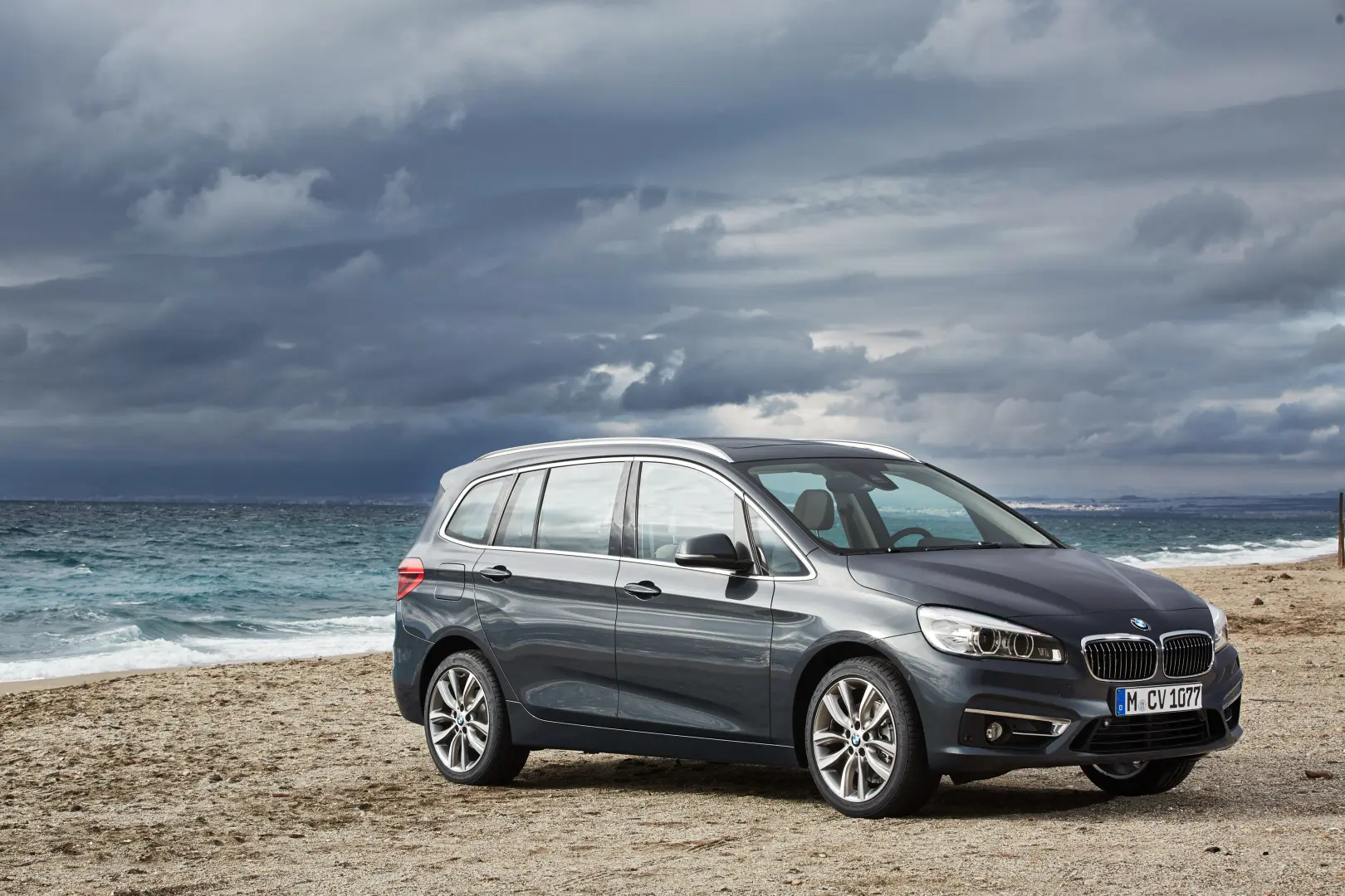 BMW 2 Serisi 2 Serisi Gran Tourer 218i Luxury Plus 6