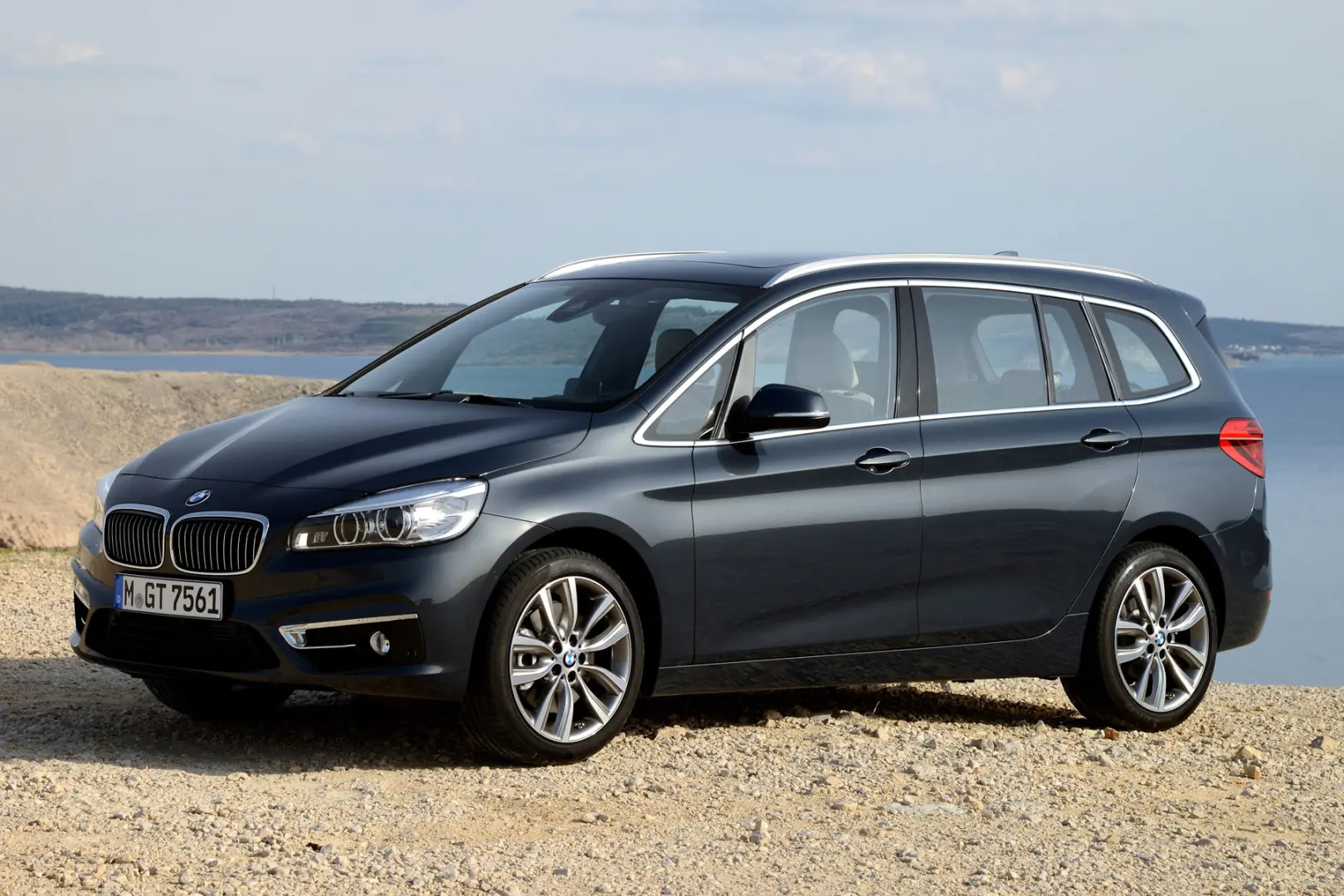 BMW 2 Serisi 2 Serisi Gran Tourer 216d Joy 1