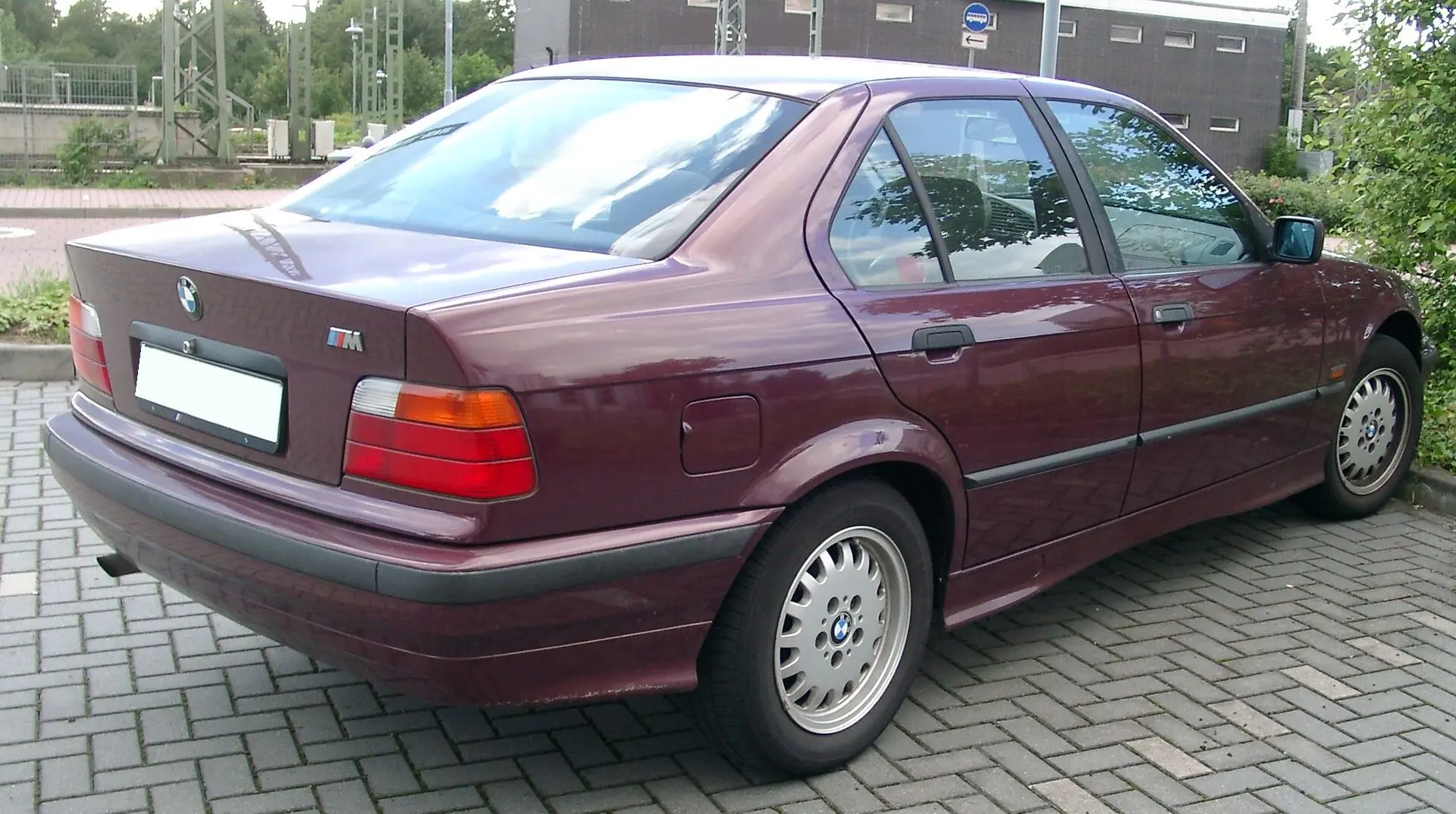 BMW 3 Serisi 3 Serisi 318i Standart 1