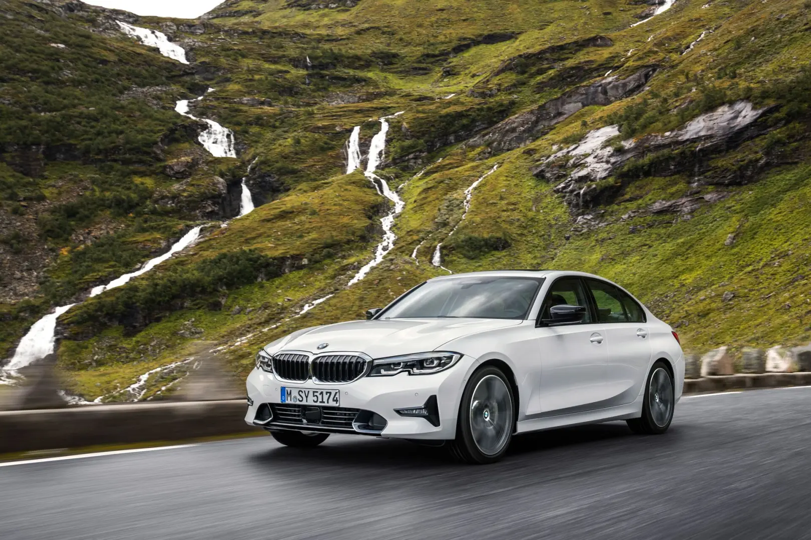 BMW 3 Serisi 3 Serisi 318d Prestige 6