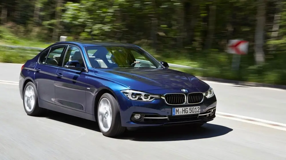 BMW 3 Serisi 3 Serisi 318d Luxury Plus 3