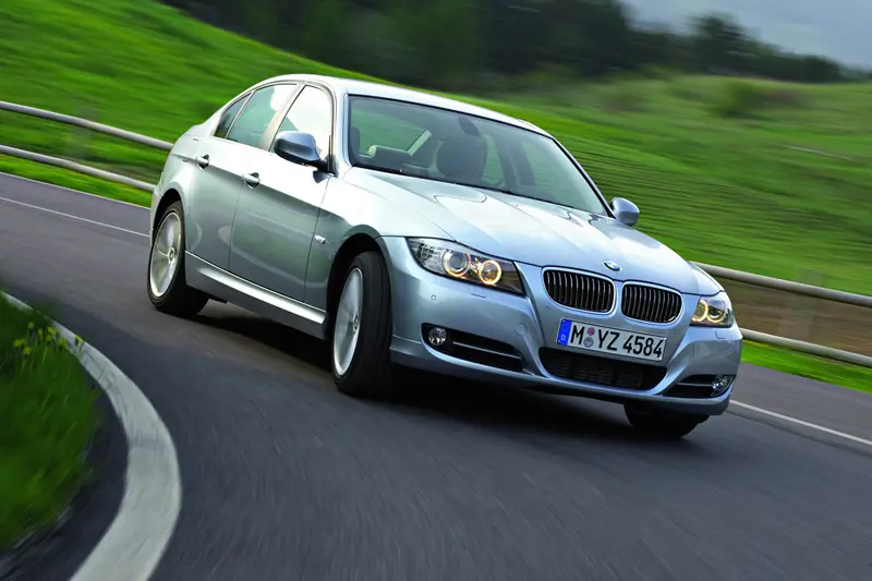 BMW 3 Serisi 3 Serisi 318d Premium 1