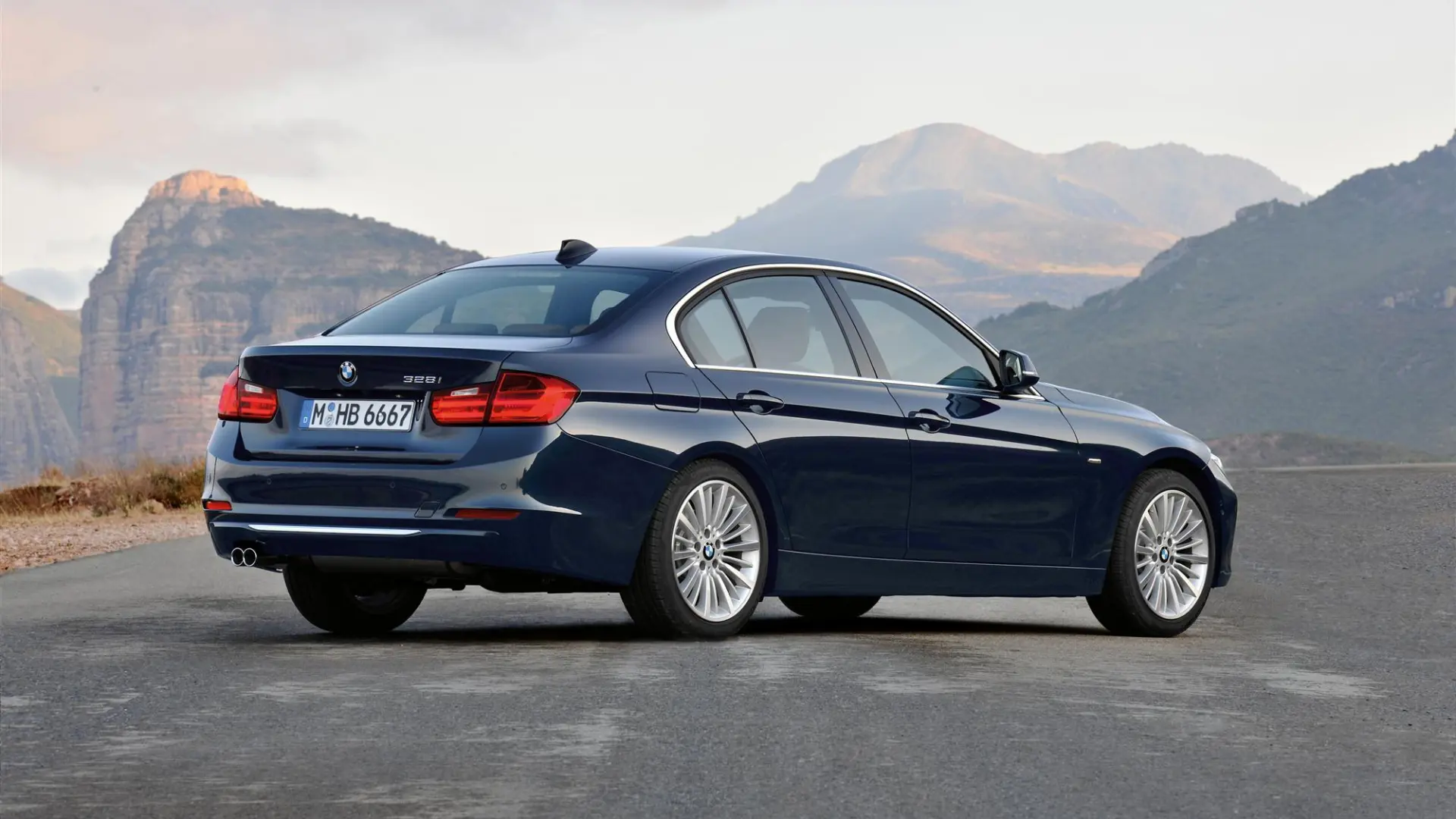 BMW 3 Serisi 3 Serisi 320d Standart 3