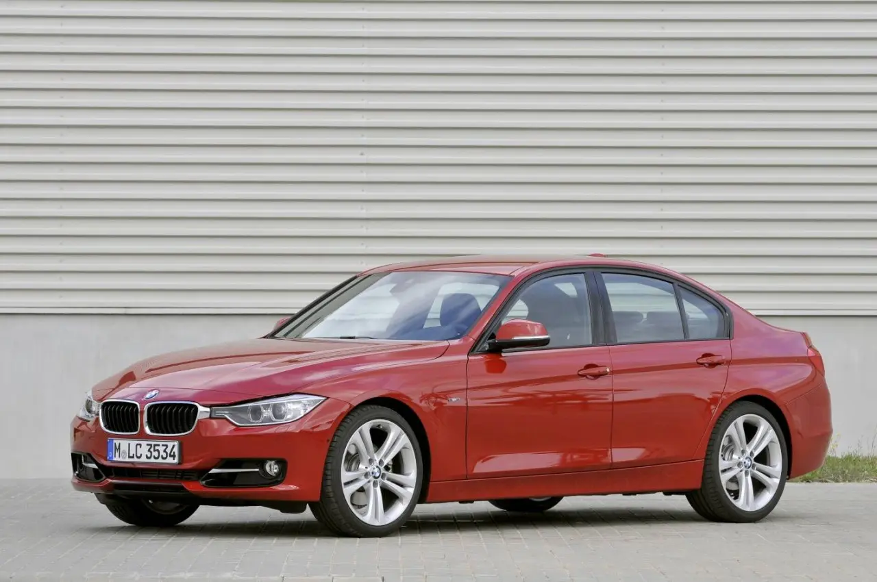 BMW 3 Serisi 3 Serisi 318d Standart 4