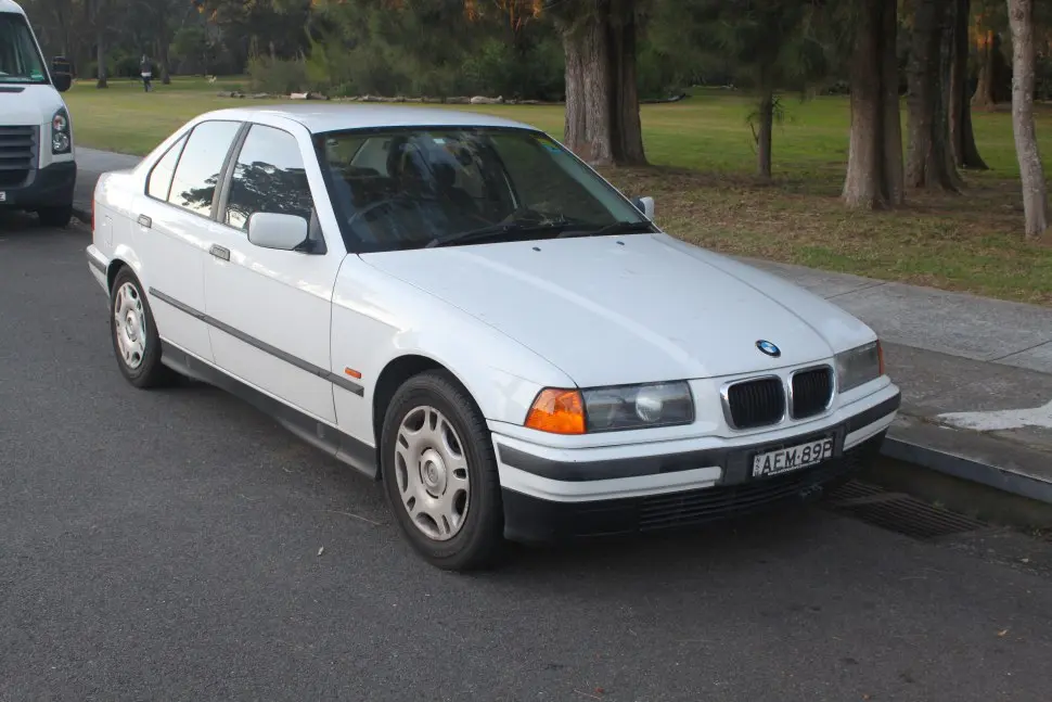 BMW 3 Serisi 3 Serisi 320i Standart 1