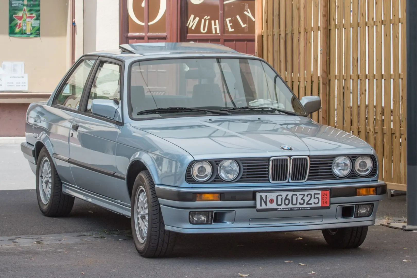 BMW 3 Serisi 3 Serisi 318i Standart 3