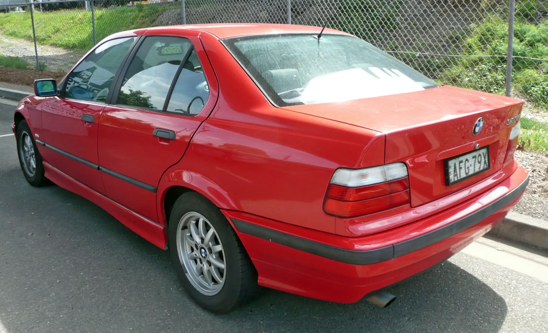 BMW 3 Serisi 3 Serisi 318i Standart 7