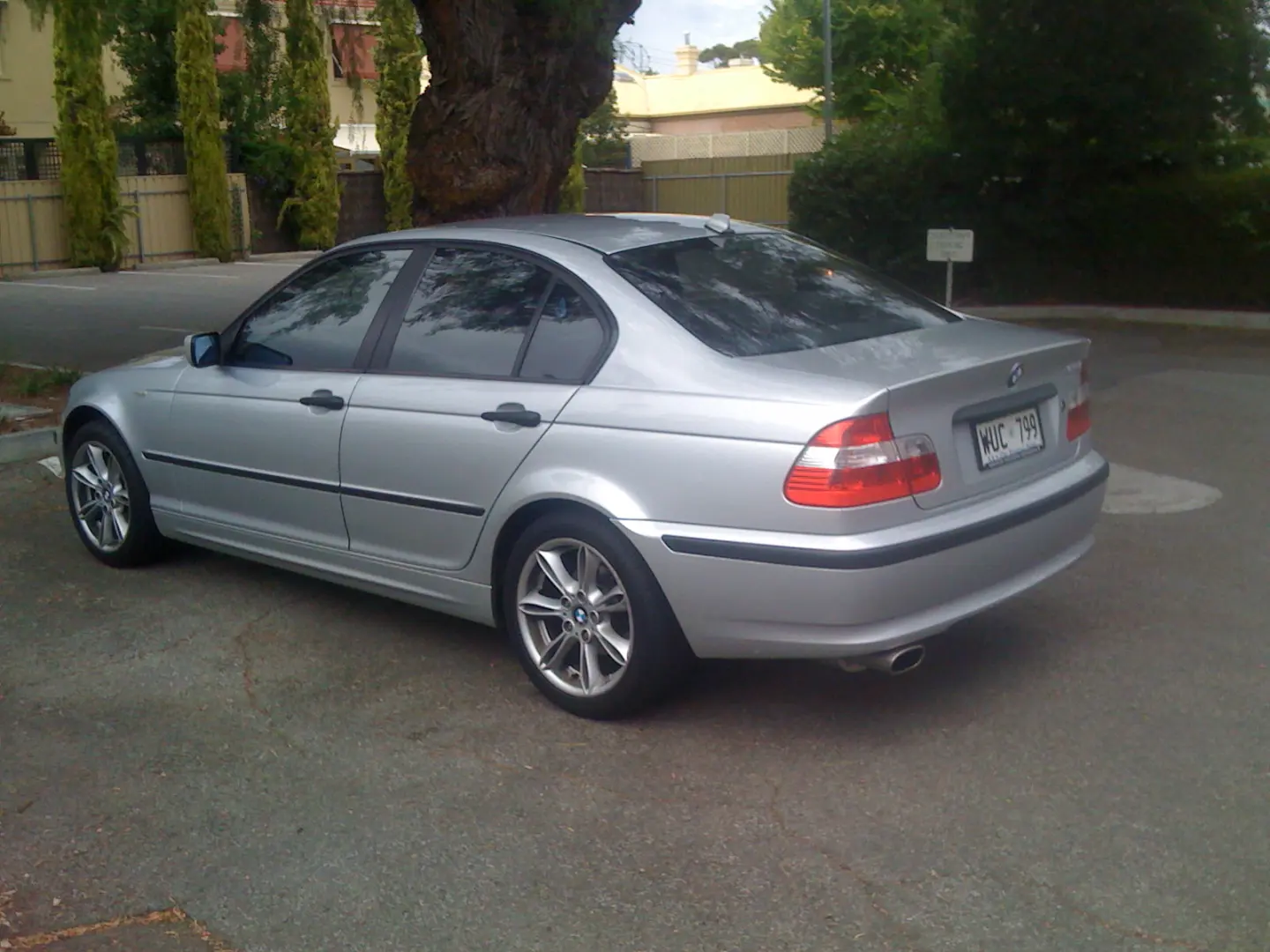 BMW 3 Serisi 3 Serisi 318i Standart 6
