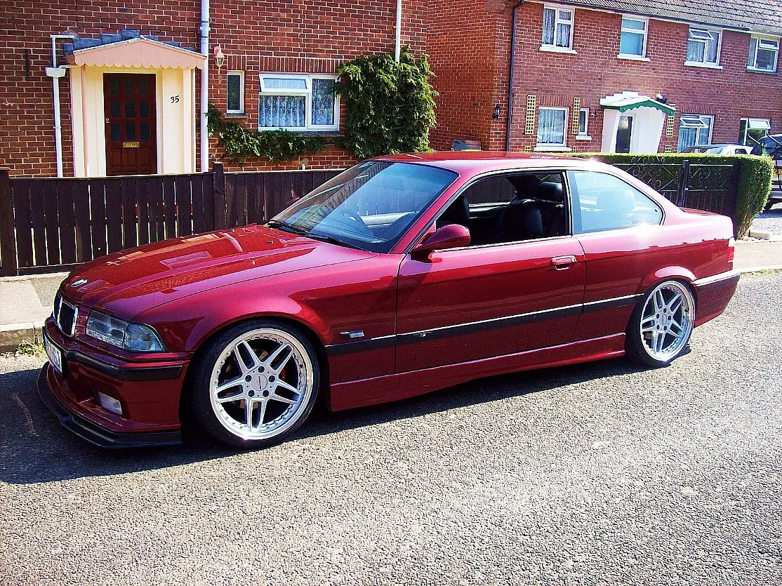 BMW 3 Serisi 3 Serisi 318is Standart 1