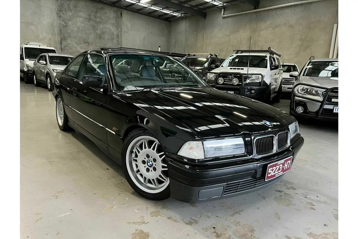 BMW 3 Serisi 3 Serisi 318is Standart 2