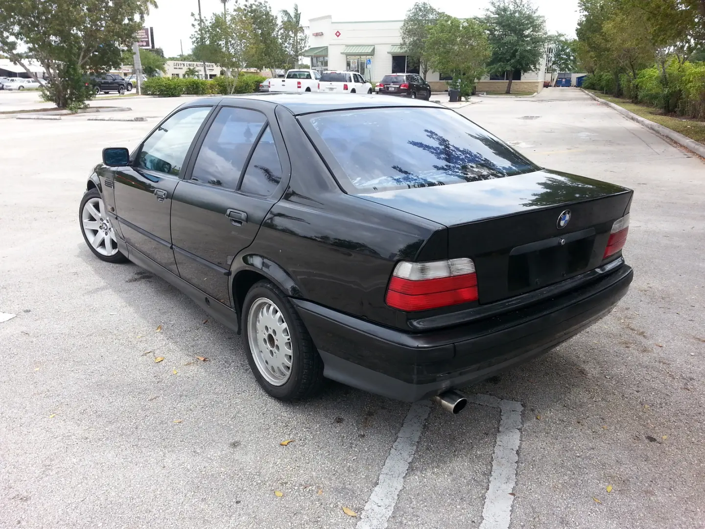 BMW 3 Serisi 3 Serisi 318is Standart 3