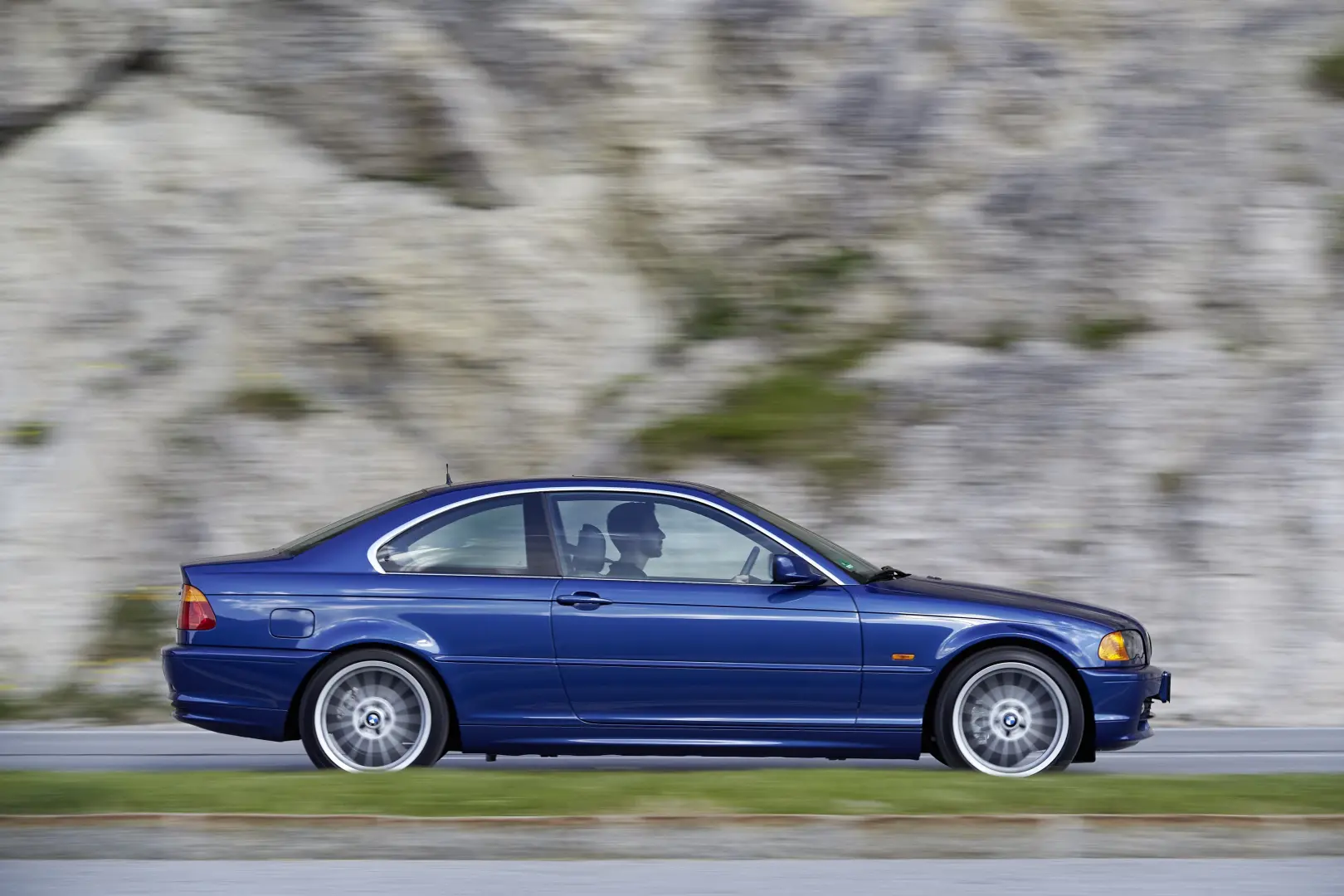 BMW 3 Serisi 3 Serisi 318Ci Standart 2