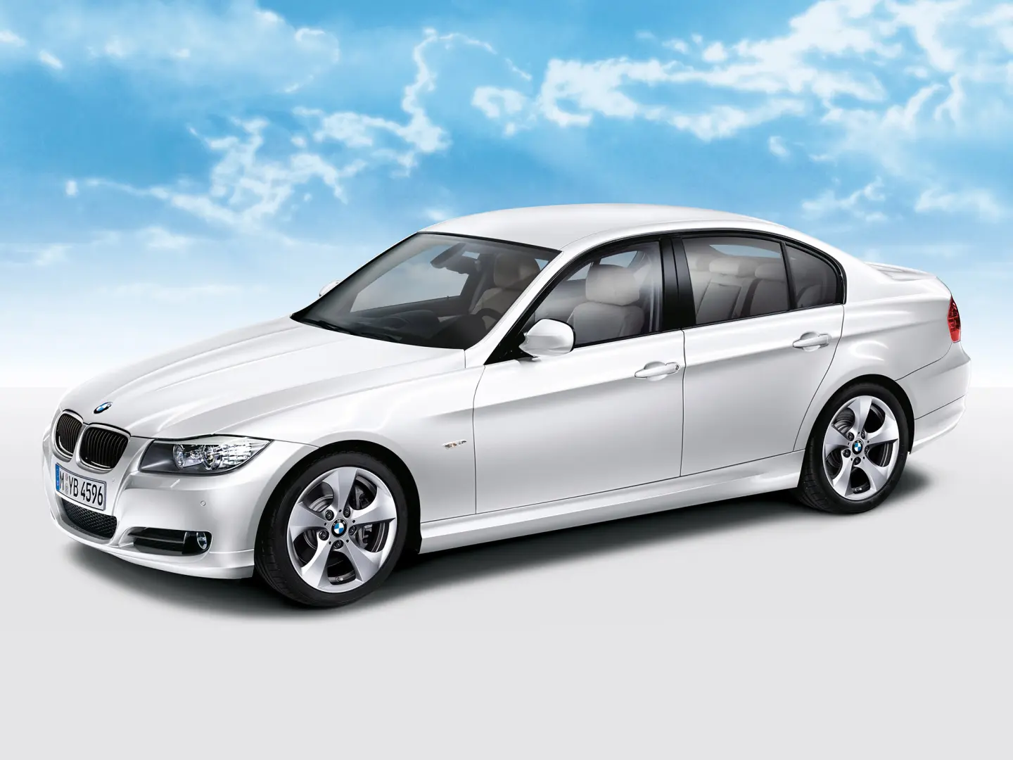 BMW 3 Serisi 3 Serisi 320d Luxury 3