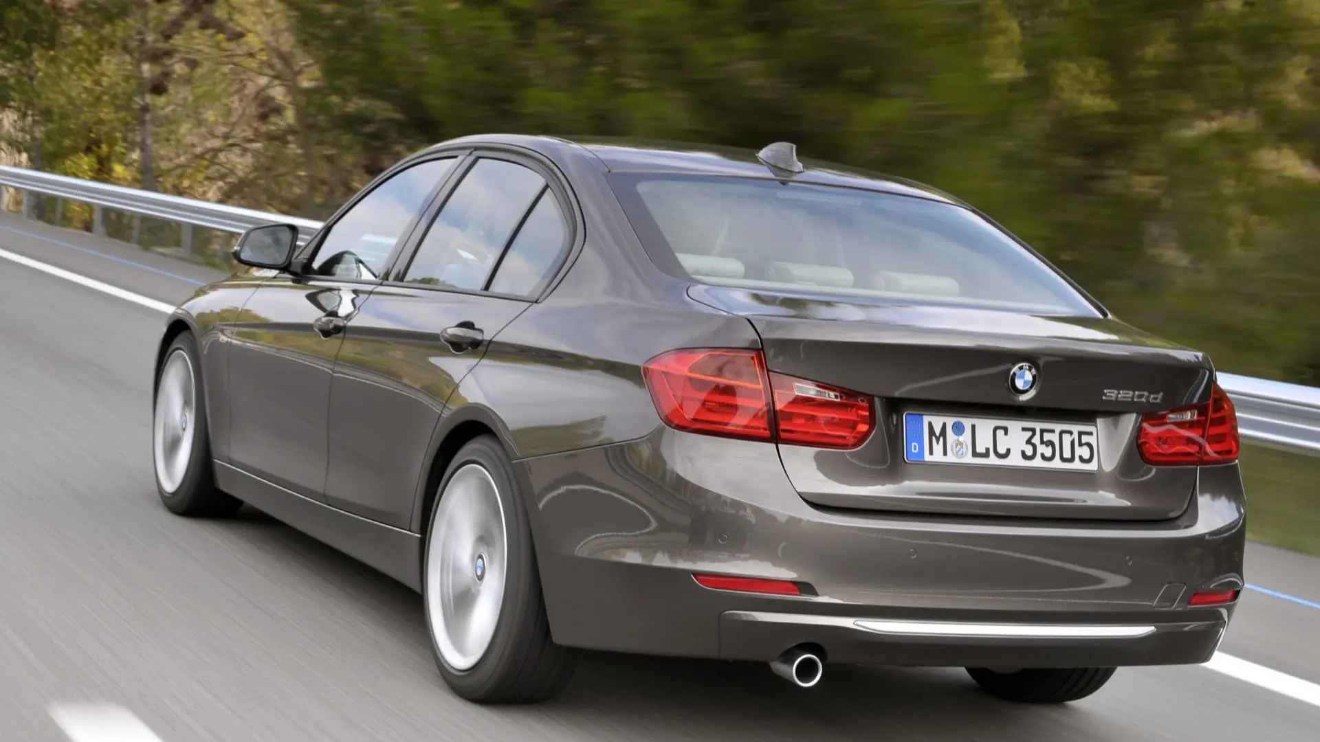 BMW 3 Serisi 3 Serisi 320d Advantage 4