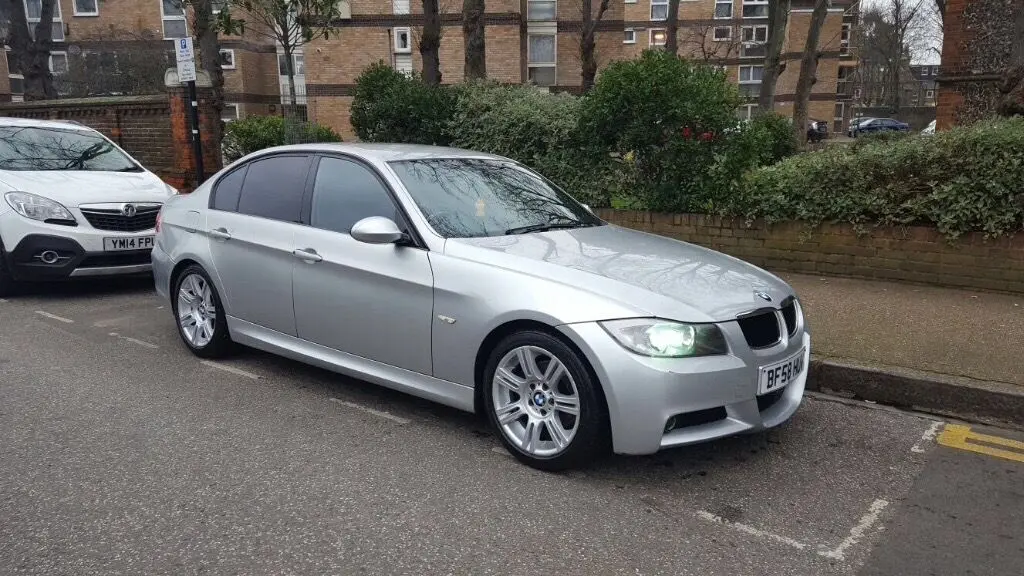 BMW 3 Serisi 3 Serisi 320d Premium 5