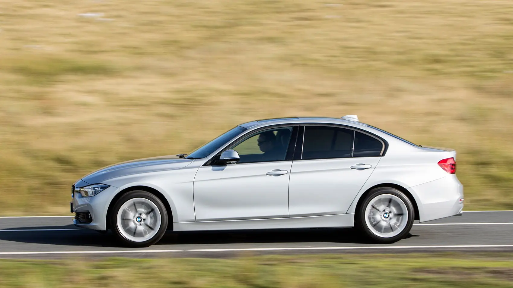 BMW 3 Serisi 3 Serisi 320d Pure 1