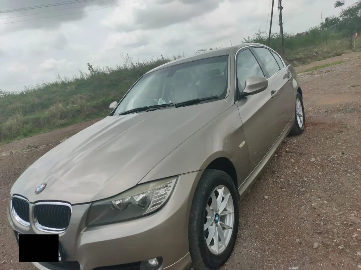 BMW 3 Serisi 3 Serisi 320d Standart 7