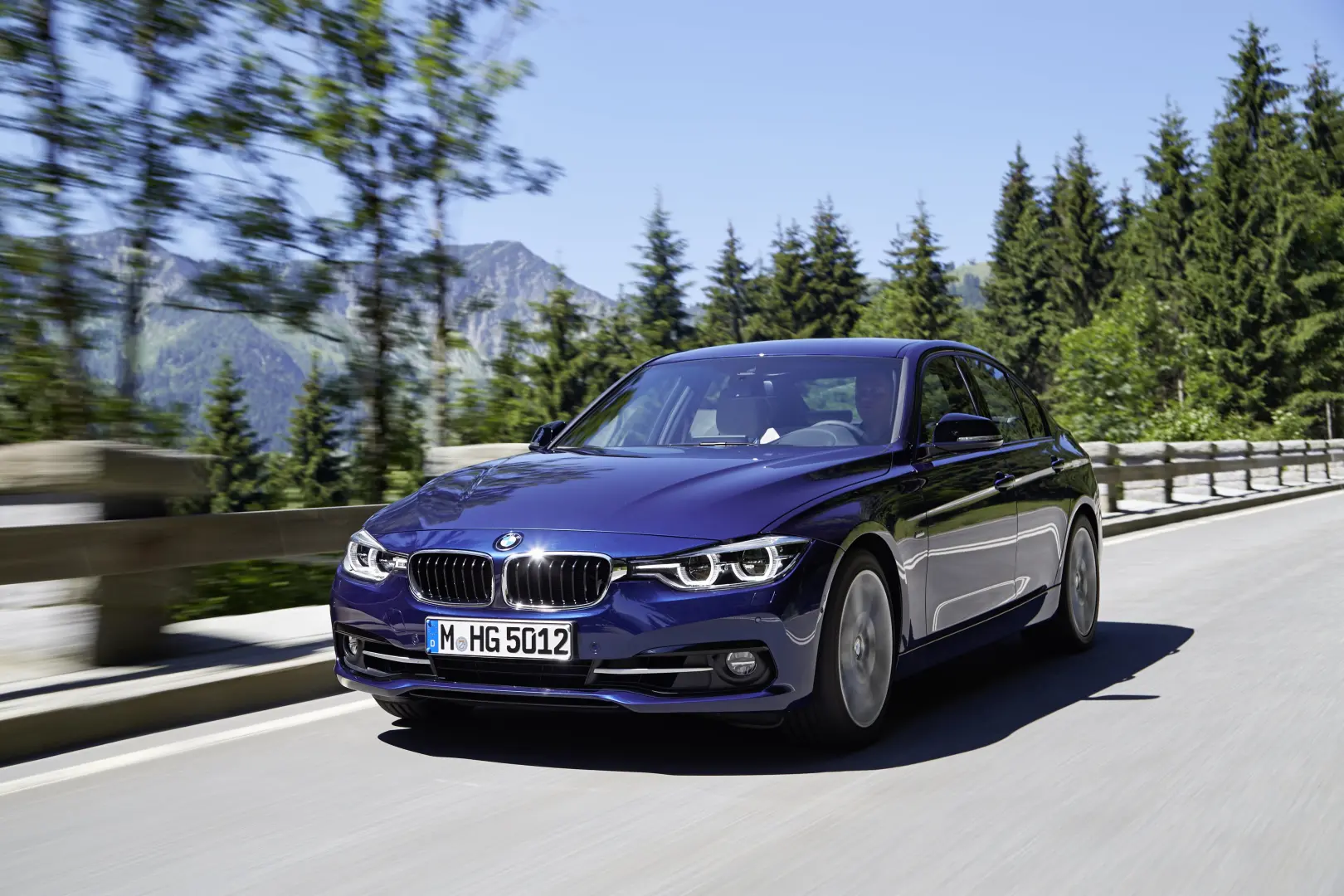BMW 3 Serisi 3 Serisi 320d Pure 0