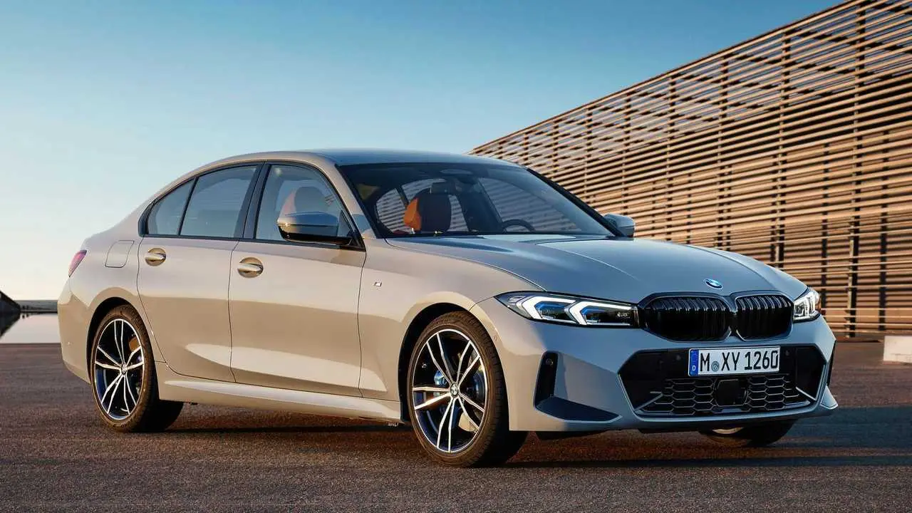 BMW 3 Serisi 3 Serisi 320d xDrive Luxury Plus 0