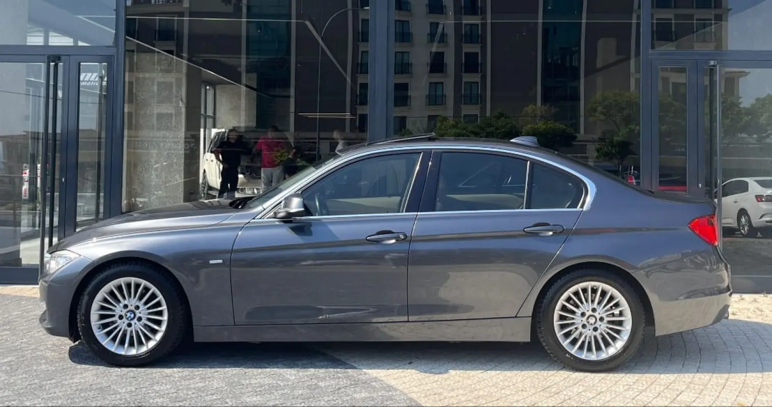 BMW 3 Serisi 3 Serisi 320i EfficientDynamics Luxury Line Plus 6