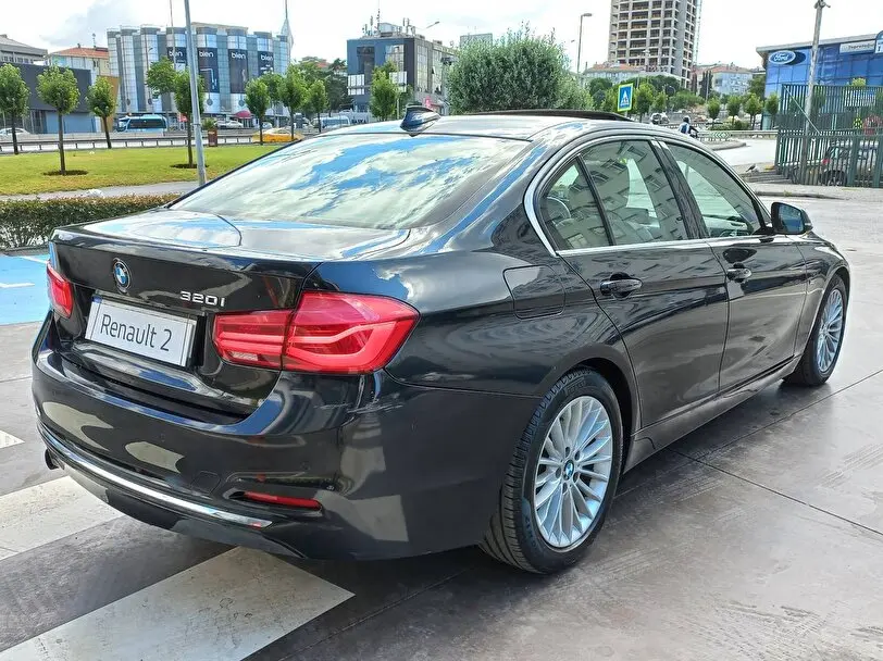 BMW 3 Serisi 3 Serisi 320i EfficientDynamics Luxury Line 6