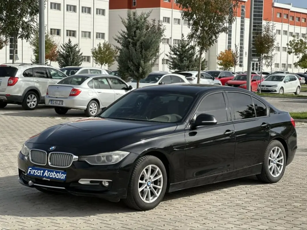 BMW 3 Serisi 3 Serisi 320i EfficientDynamics M Plus 2