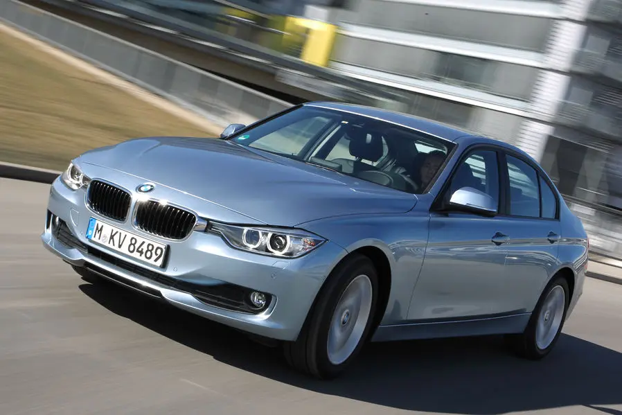 BMW 3 Serisi 3 Serisi 320i EfficientDynamics Sport Line 3