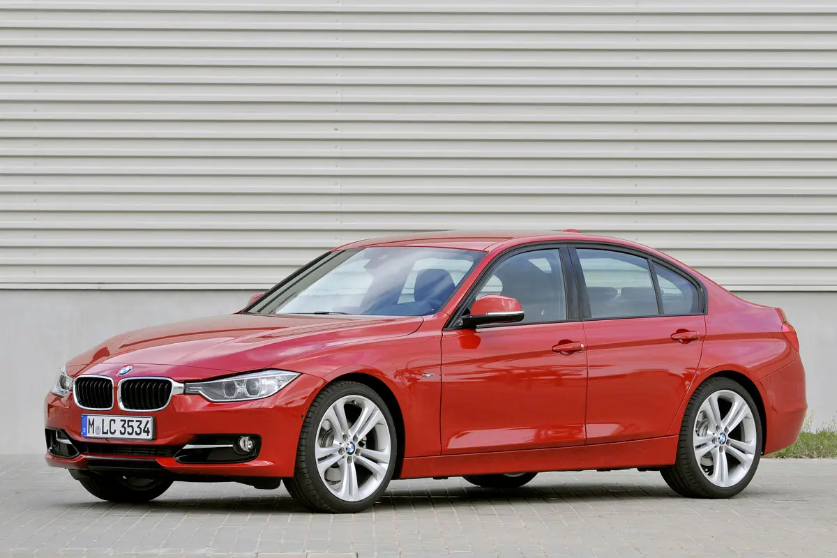 BMW 3 Serisi 3 Serisi 320i EfficientDynamics M Plus 3