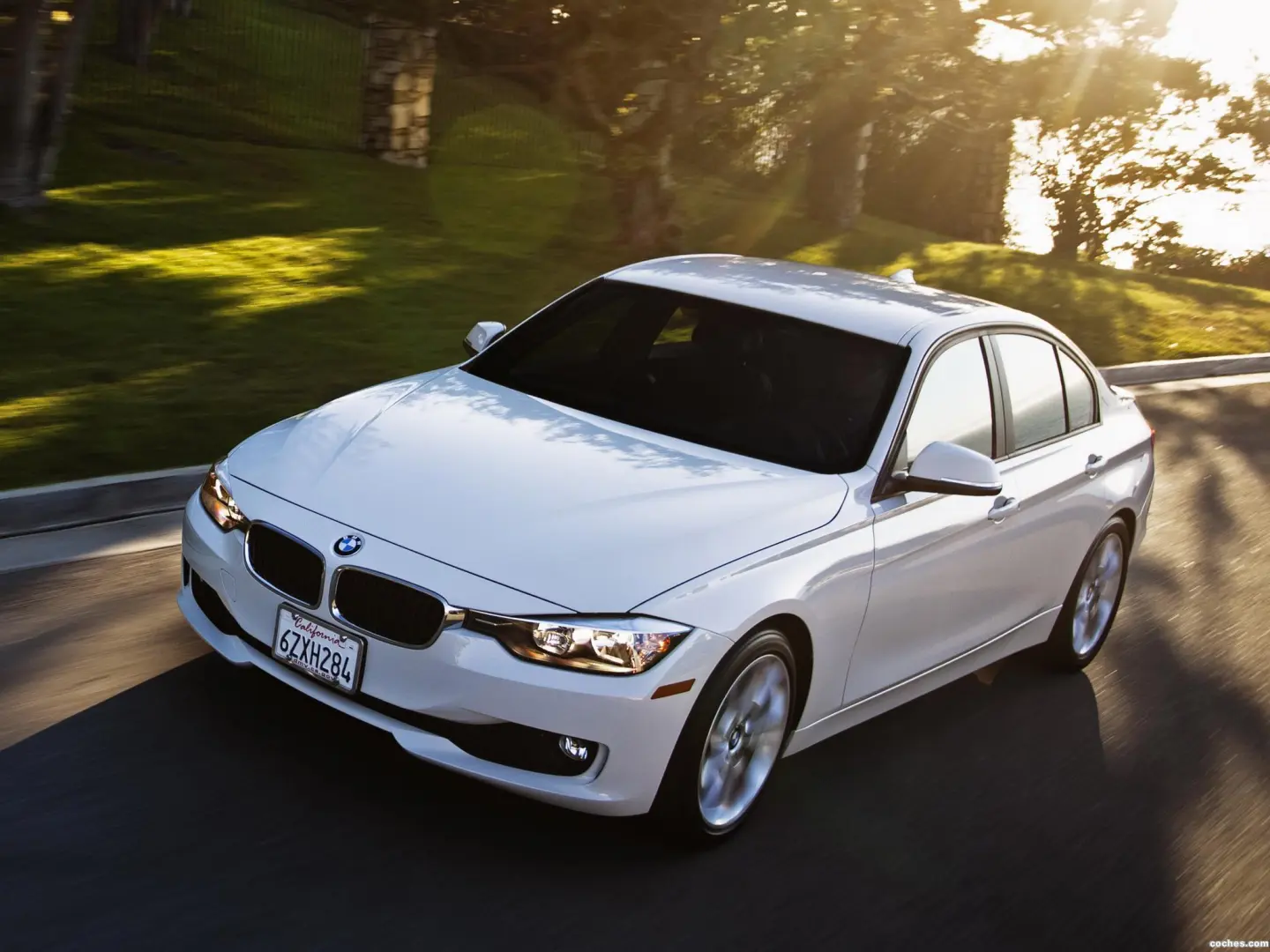 BMW 3 Serisi 3 Serisi 320i EfficientDynamics M Plus 4