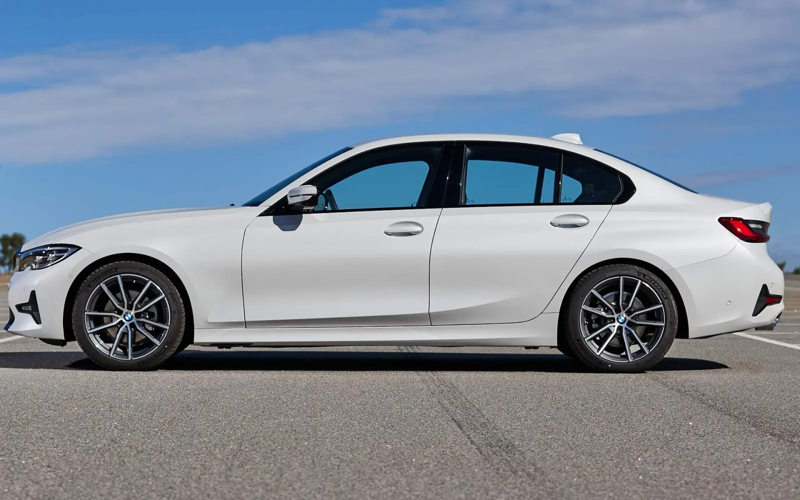 BMW 3 Serisi 3 Serisi 320i M Sport 1