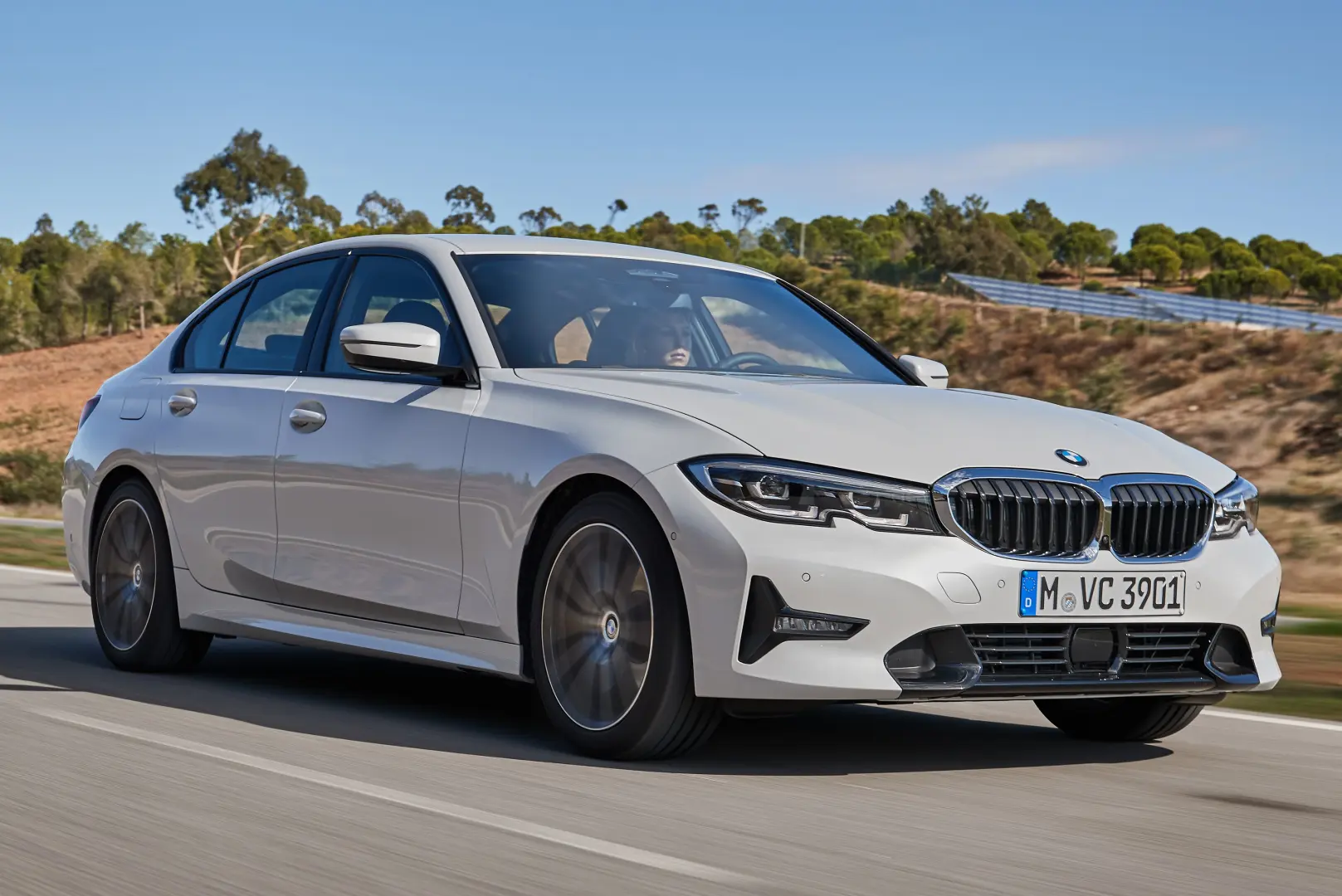 BMW 3 Serisi 3 Serisi 320i M Sport 2
