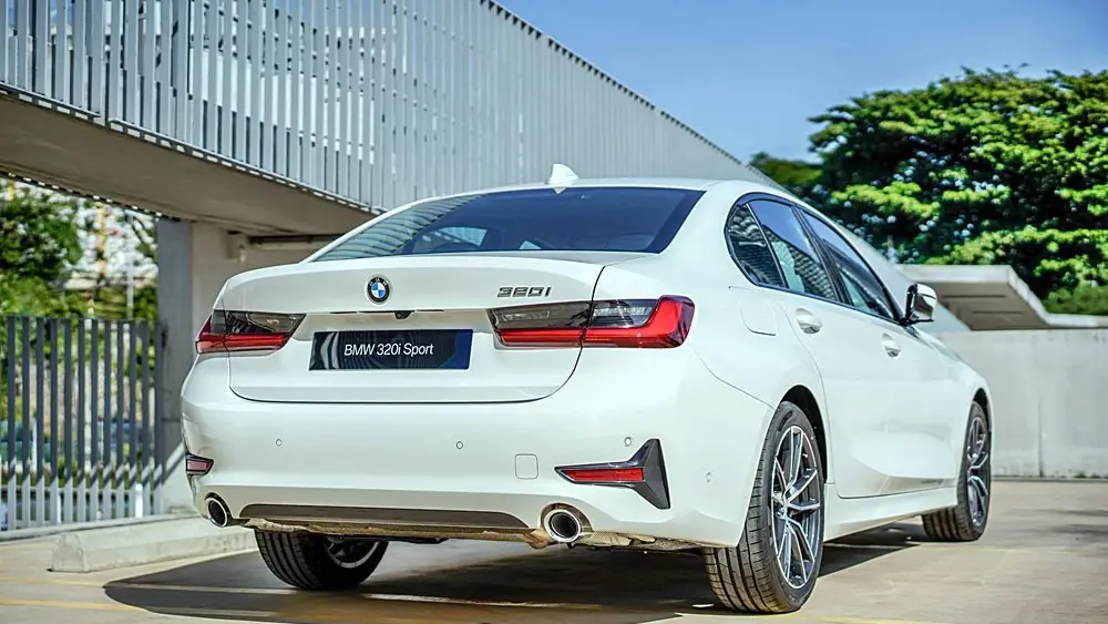BMW 3 Serisi 3 Serisi 320i Sport Line 6