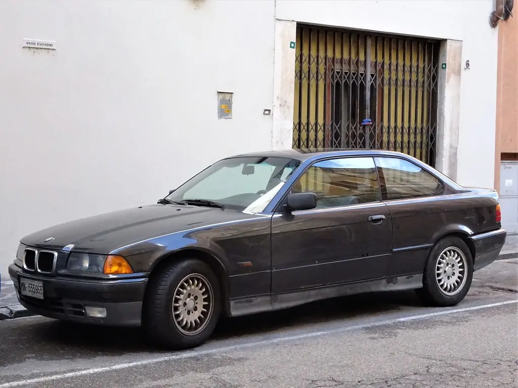 BMW 3 Serisi 3 Serisi 320i Standart 3