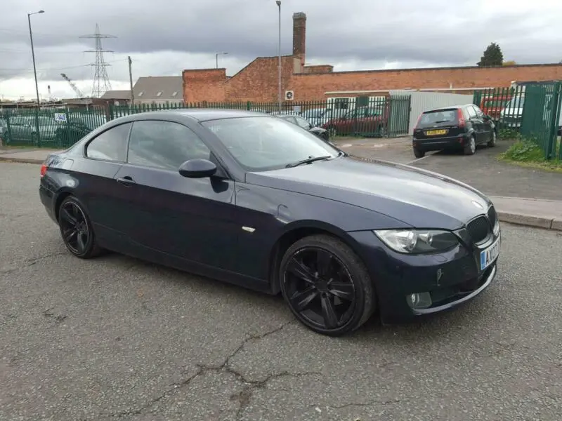 BMW 3 Serisi 3 Serisi 320i Standart 7
