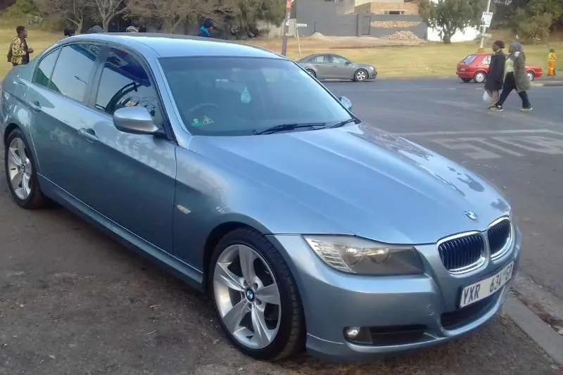 BMW 3 Serisi 3 Serisi 320i Standart 4