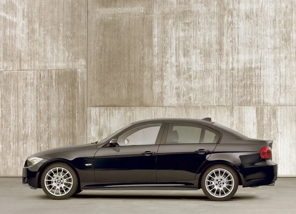 BMW 3 Serisi 3 Serisi 320si Standart 6