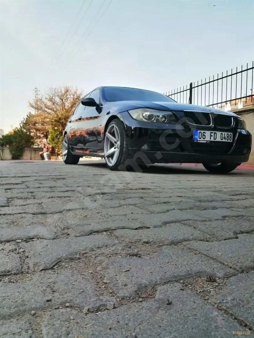 BMW 3 Serisi 3 Serisi 320xd Standart 2
