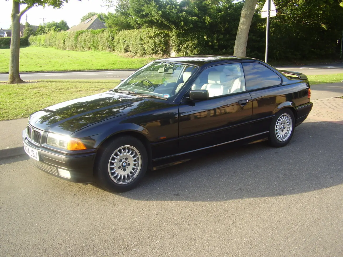 BMW 3 Serisi 3 Serisi 323i Standart 0