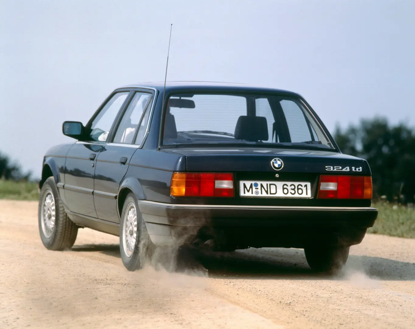 BMW 3 Serisi 3 Serisi 324td Standart 5