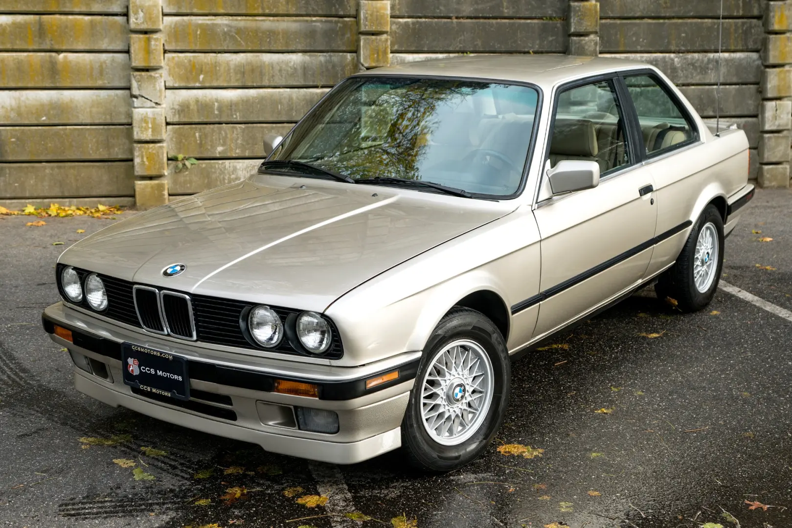 BMW 3 Serisi 3 Serisi 320i Standart 6