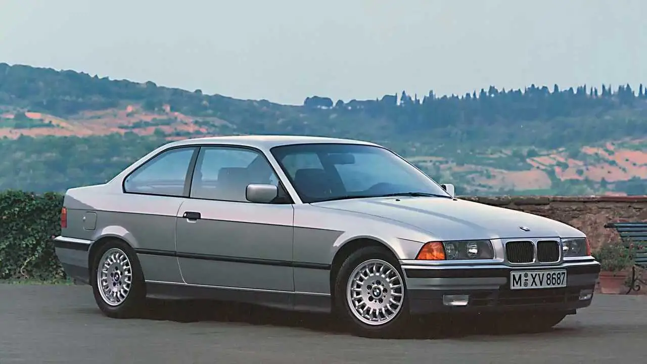 BMW 3 Serisi 3 Serisi 320i Standart 4